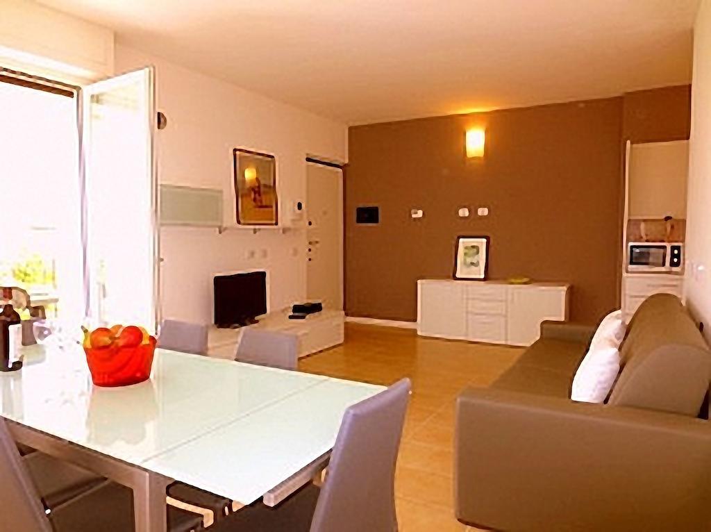 4 Village Centre Lenno Homes With Pool-By Italian Apartments Pokoj fotografie
