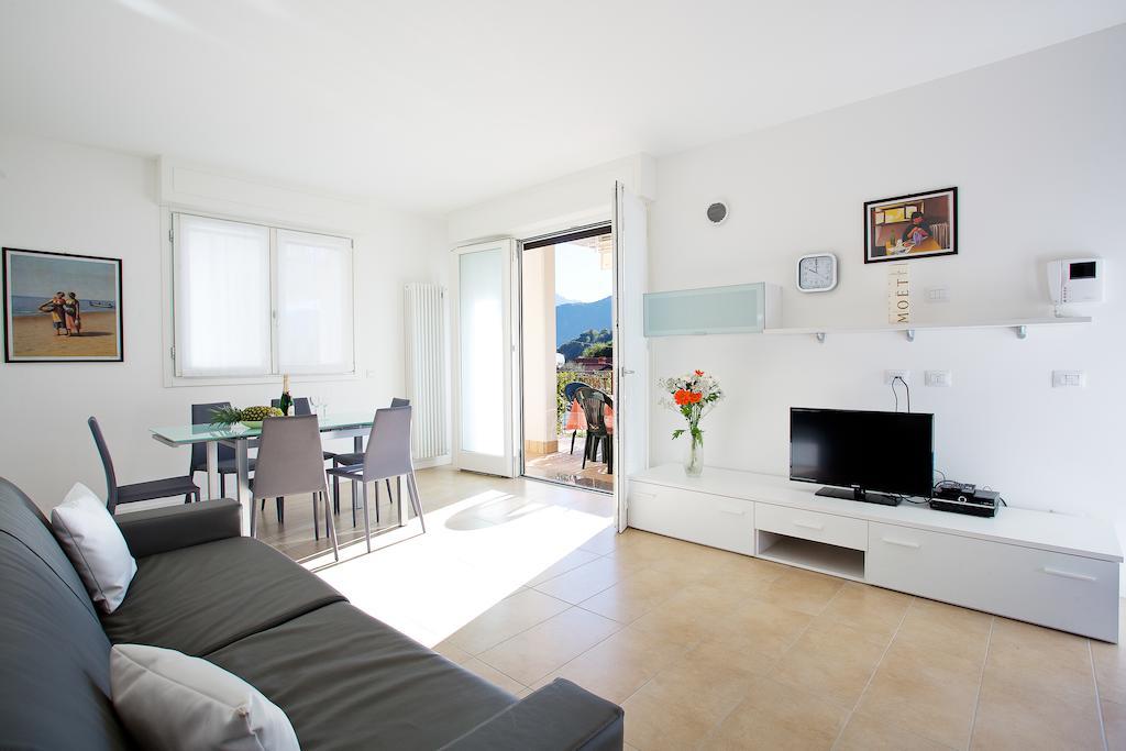 4 Village Centre Lenno Homes With Pool-By Italian Apartments Pokoj fotografie